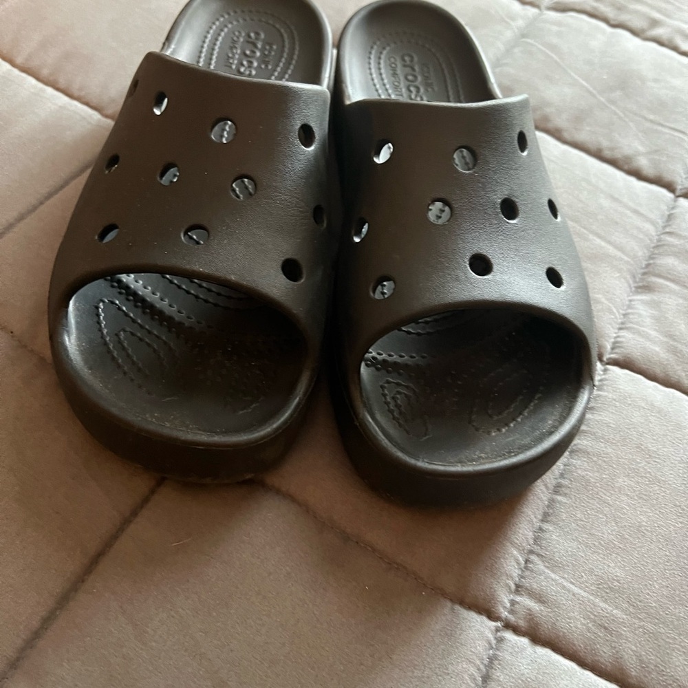 Womens Croc Slides